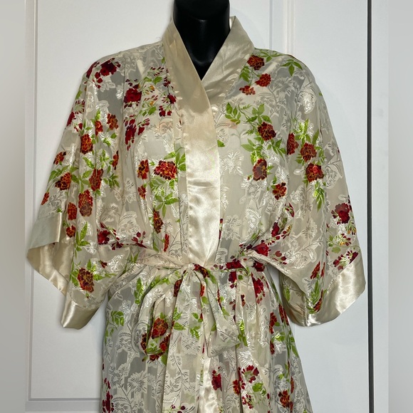 Silky Floral Dressing Robe - Picture 2 of 11